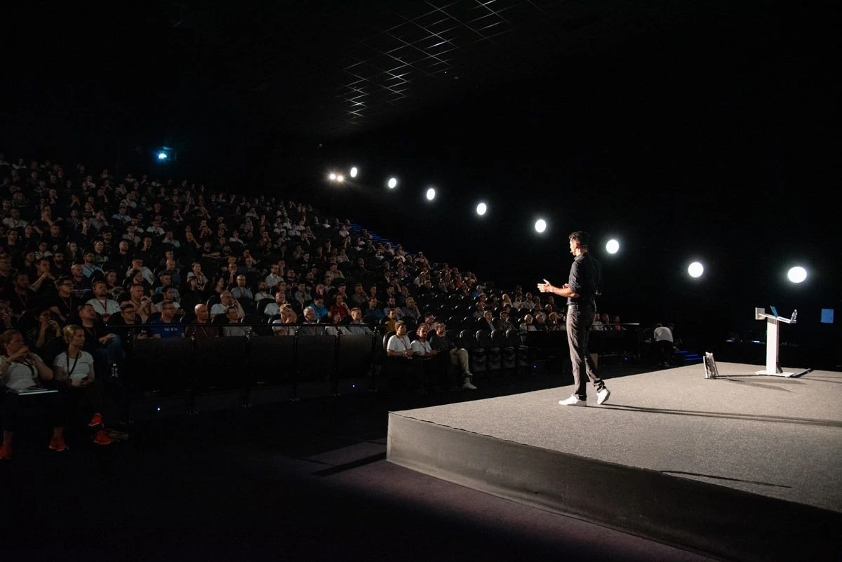 Pierluigi Meloni on stage